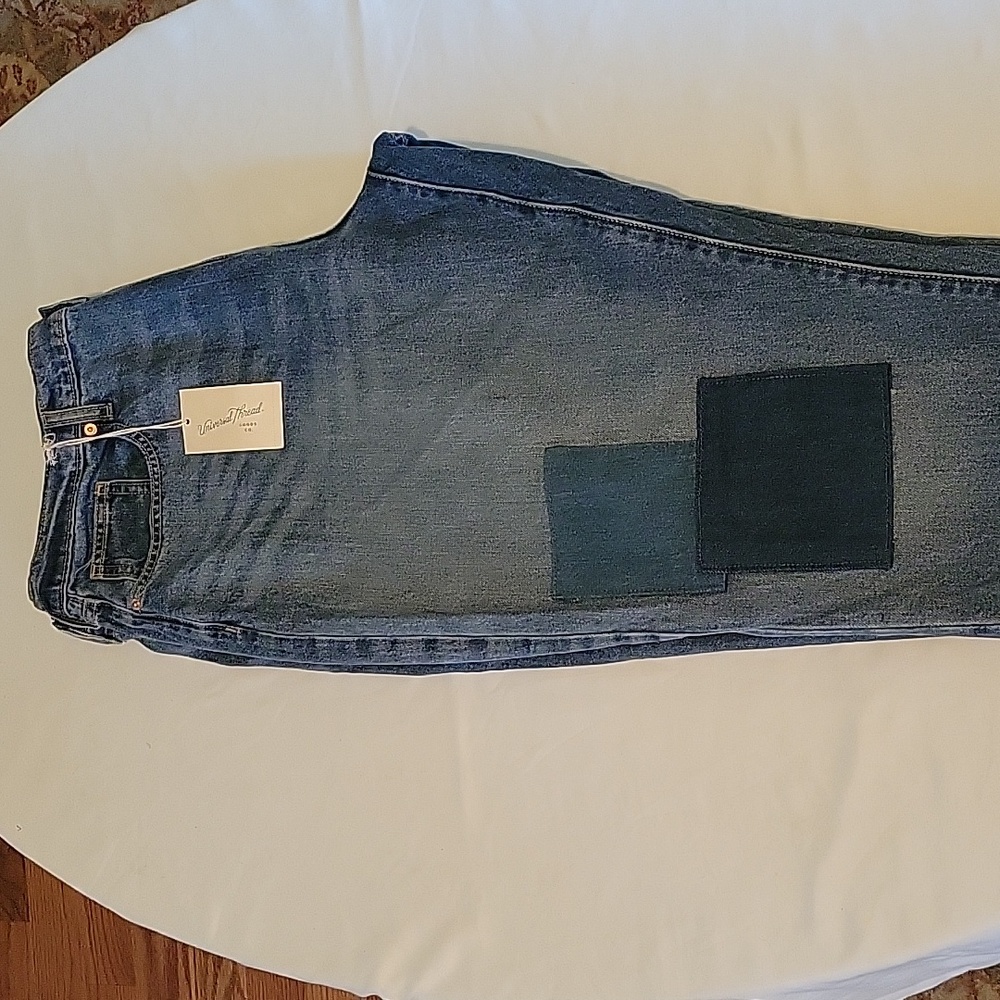 Universal Thread Jeans